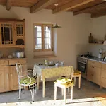 Peaceful House - Short Drive To The Sea Дом отдыха *