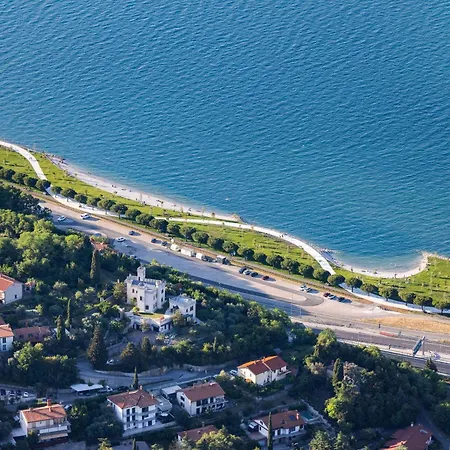 Peaceful House - Short Drive To The Sea Марезиге