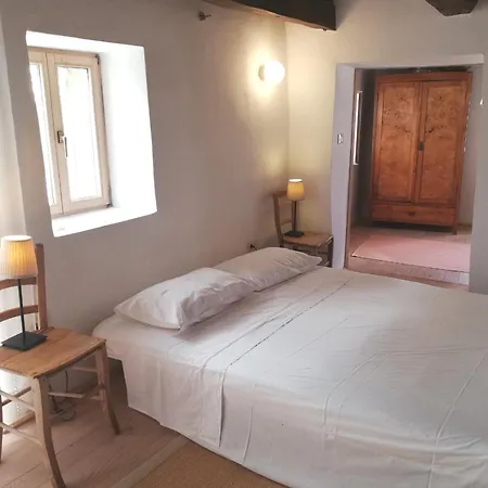 Hébergement de vacances Flori Peaceful House - Short, 20' Drive To The Sea *