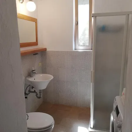 Flori Peaceful House - Short, 20' Drive To The Sea Hébergement de vacances Marezige