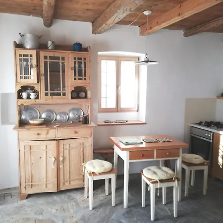 Dom wakacyjny Peaceful House - Short Drive To The Sea Marezige