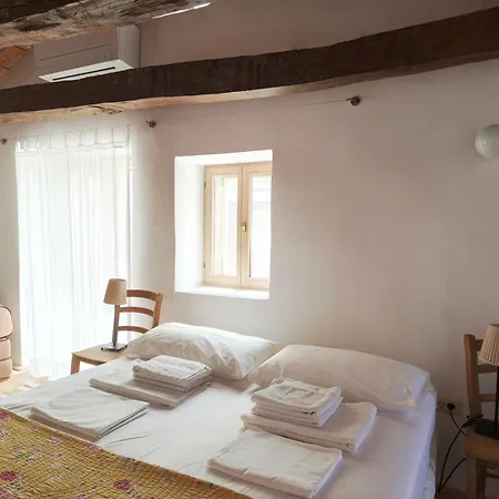 Flori Peaceful House - Short, 20' Drive To The Sea Hébergement de vacances Marezige